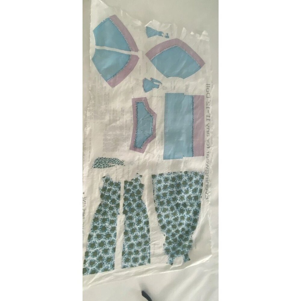Vintage Evening Wear Doll Clothes Fabric Panel for 11-12 Inch Doll Uncut Retro - Picture 9 of 16